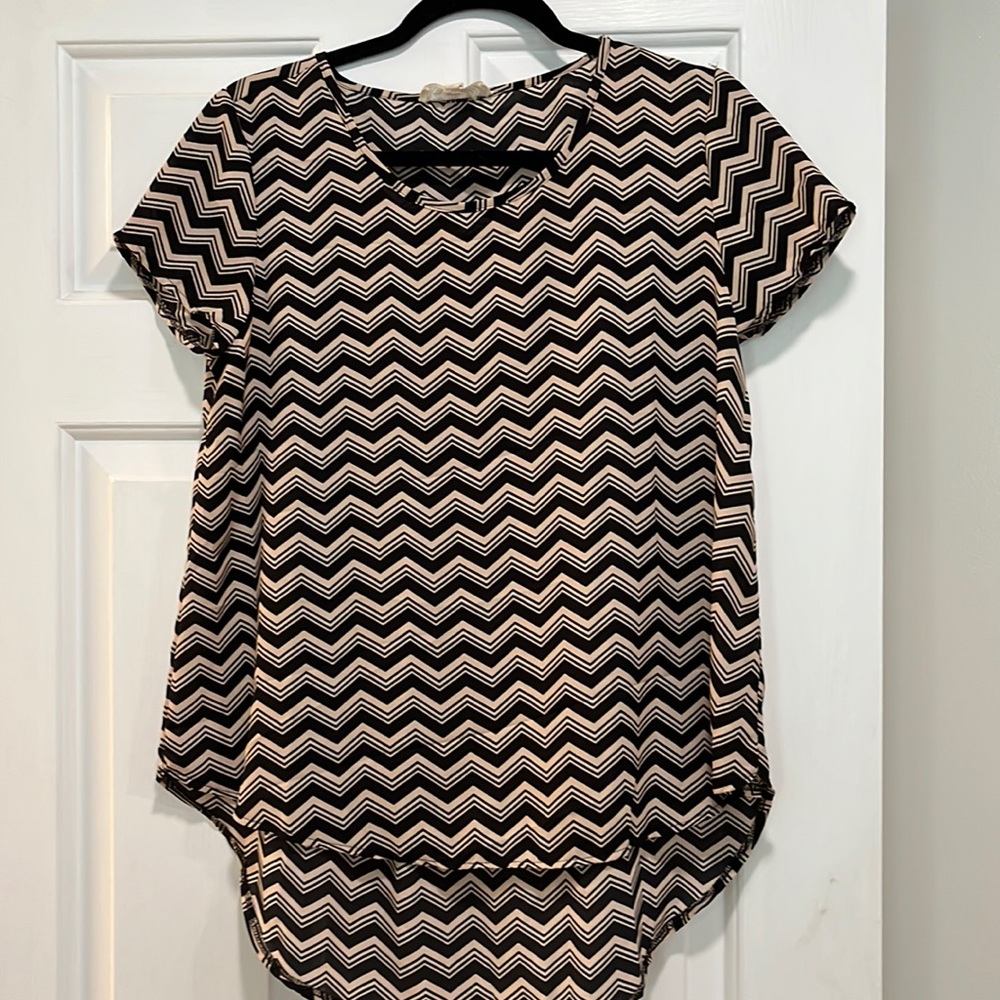 Short sleeve shirt